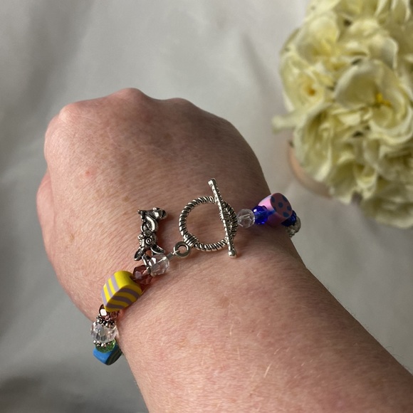 Handcrafted Easter Egg w/Bunny Charm Bracelet - Picture 4 of 5